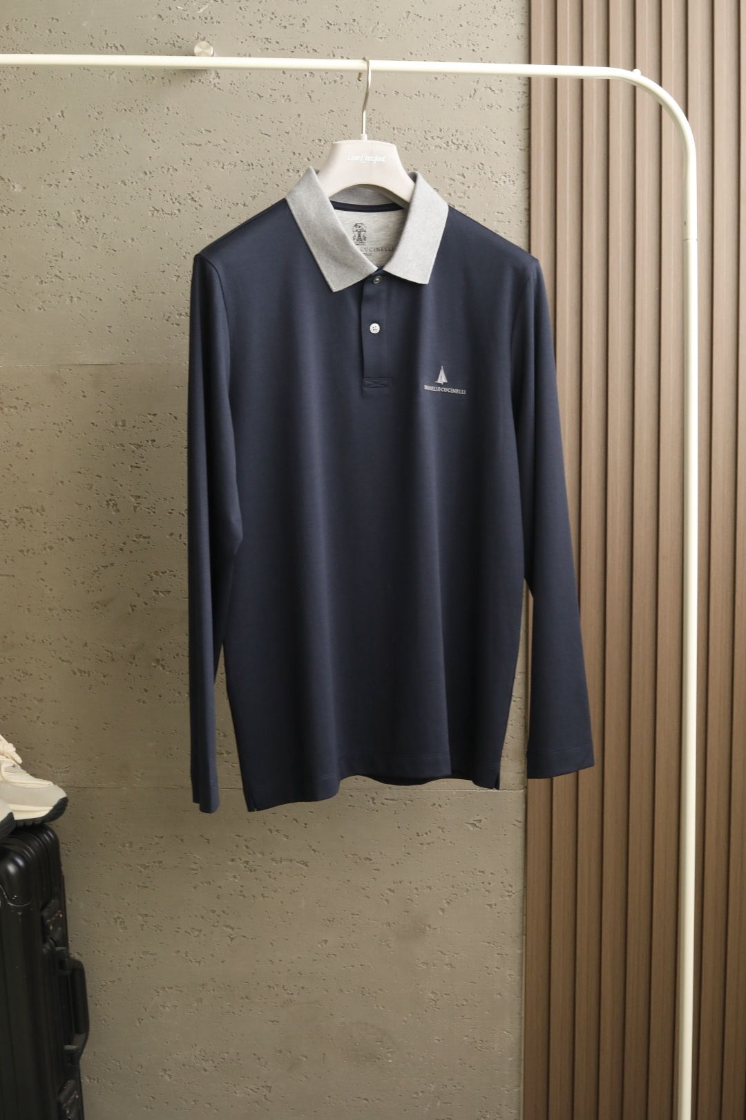 NEW# 🔥🔥🔥2026 SS春夏新款# 静奢风格B*C家双色长袖T恤。定织细纹肌理柔滑面料，75%长绒