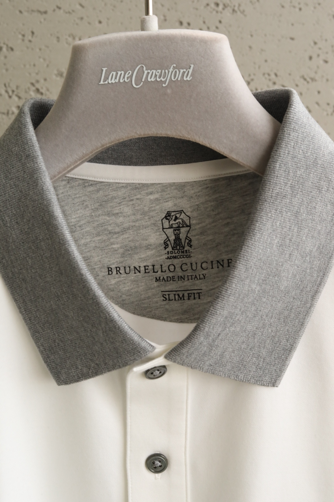 NEW# 🔥🔥🔥2026 SS春夏新款# 静奢风格B*C家双色长袖T恤。定织细纹肌理柔滑面料，75%长绒