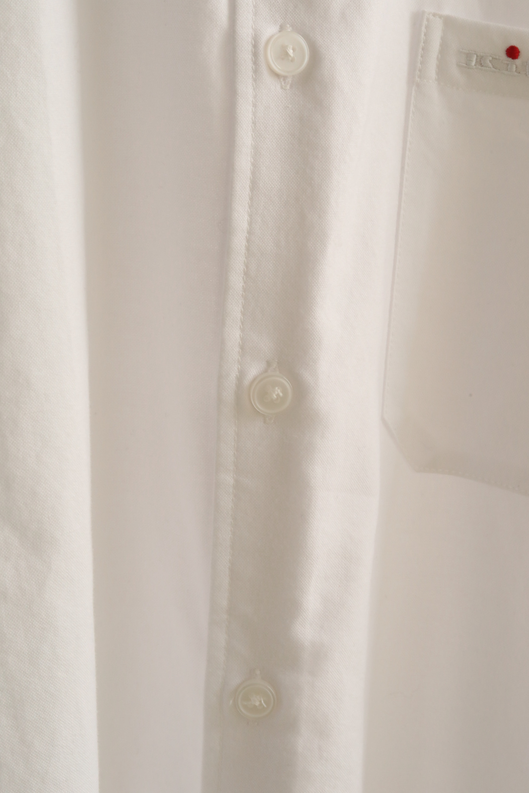 #意式静奢 老钱调性#KITON 2026 SS春夏 🆕 ARRIVAL主线系列，定织高支长绒棉结构触感