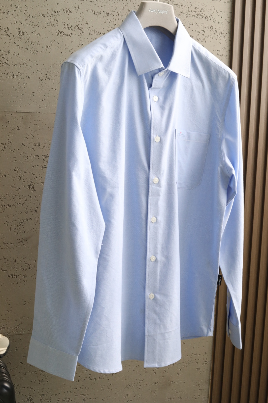 #意式静奢 老钱调性#KITON 2026 SS春夏 🆕 ARRIVAL主线系列，定织高支长绒棉结构触感