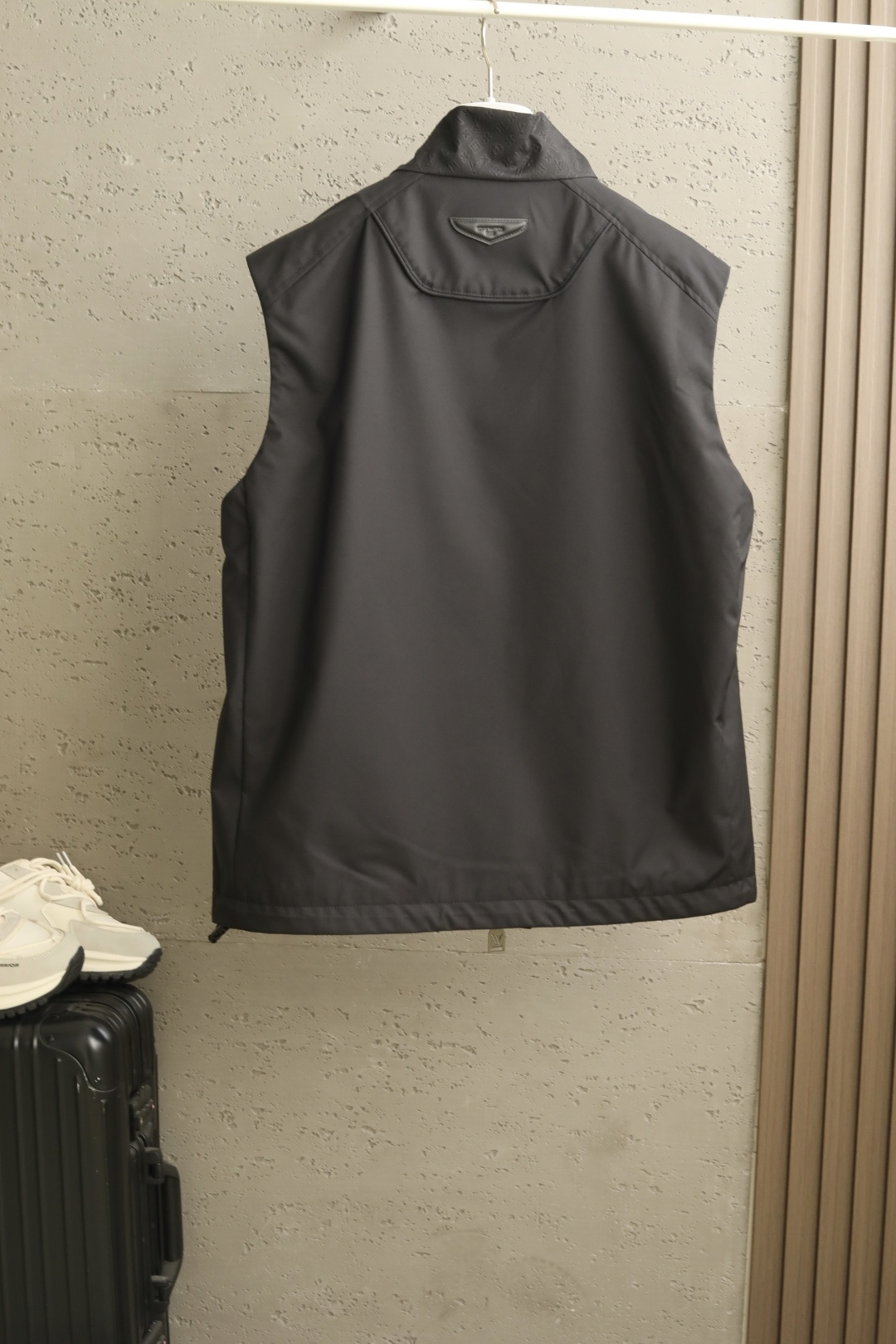 🔥🔥🔥2026年春款上新Lo*is Vu*tton路易*登 26年春夏新款马甲老花立体浮雕压花马甲背心，