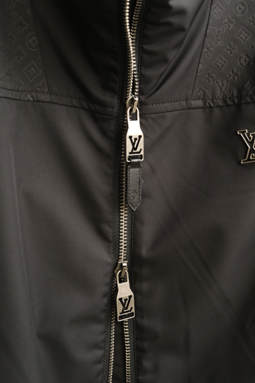 🔥🔥🔥2026年春款上新Lo*is Vu*tton路易*登 26年春夏新款马甲老花立体浮雕压花马甲背心，