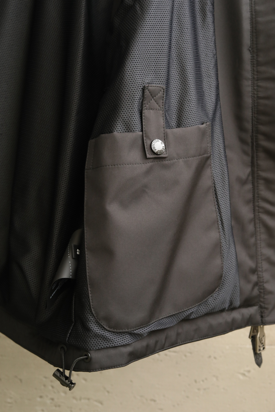 🔥🔥🔥2026年春款上新Lo*is Vu*tton路易*登 26年春夏新款马甲老花立体浮雕压花马甲背心，