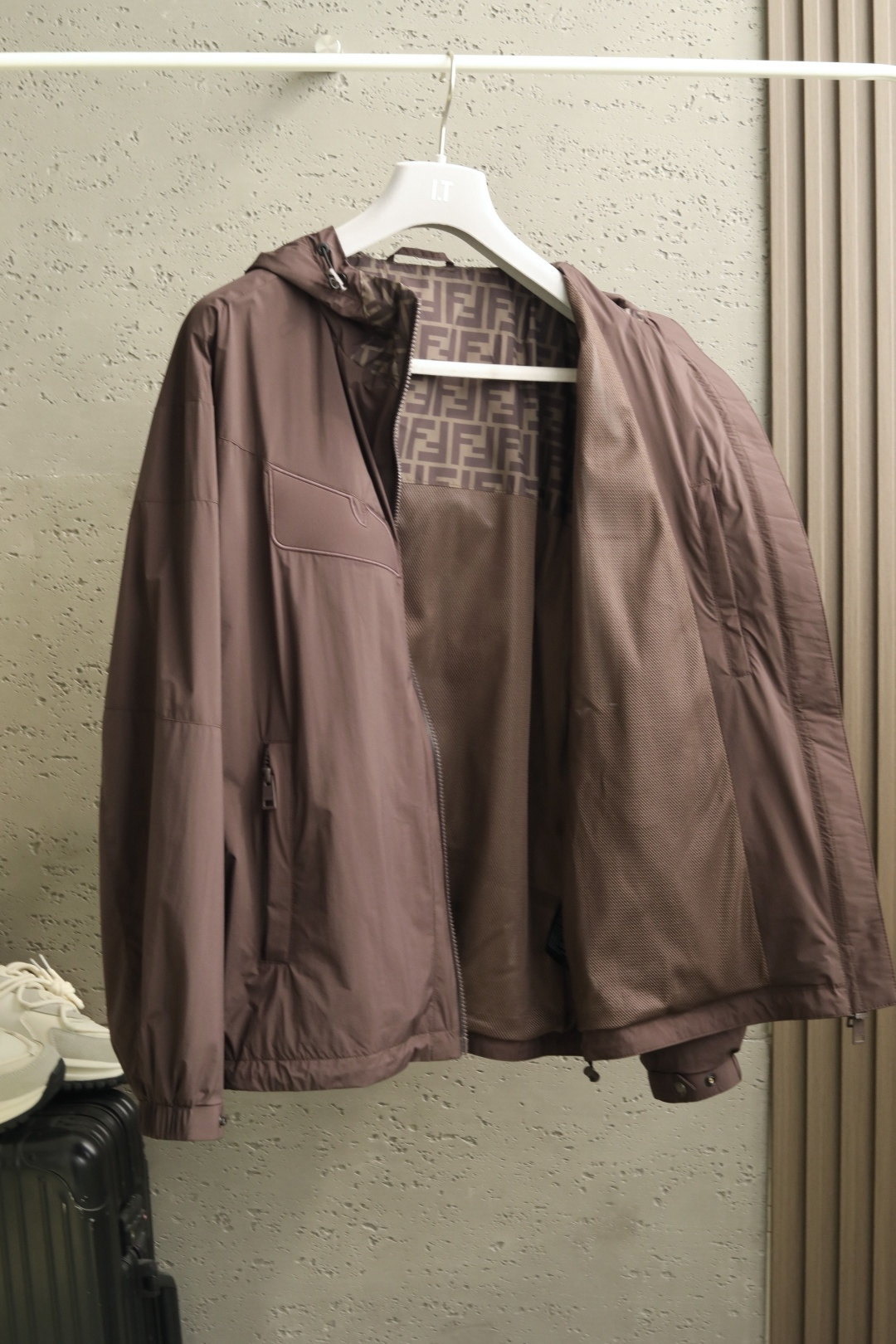 🔥🔥🔥2026年春款上新FE*DI 芬*迪 26春季新款夹克外套立体剪裁廓形版型上身显瘦帅气！衣身印双F