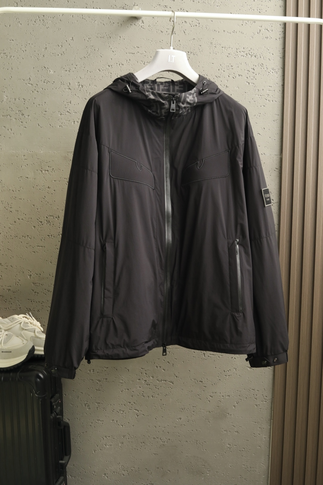 🔥🔥🔥2026年春款上新FE*DI 芬*迪 26春季新款夹克外套立体剪裁廓形版型上身显瘦帅气！衣身印双F