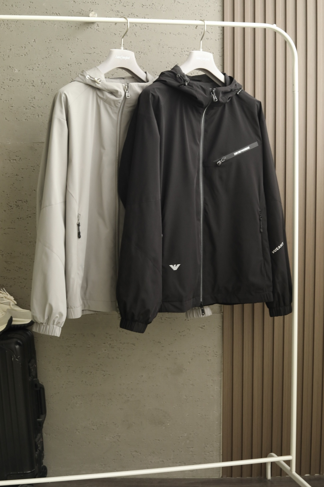 🔥春款上新Em*ioA*min 阿*尼 26年春季连帽夹克简约时尚通勤外套 顶级进口锦纶面料 定制原版五