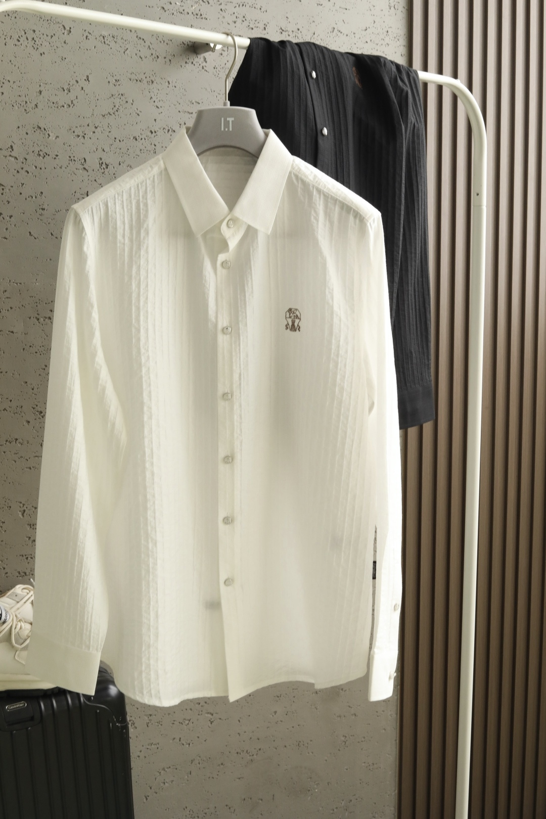 🍃2026春夏新款# 上新｜🍃 BC意大利奢牌 男装长袖衬衣# 让你的衣柜焕发新色彩，超细肌理，穿着柔滑