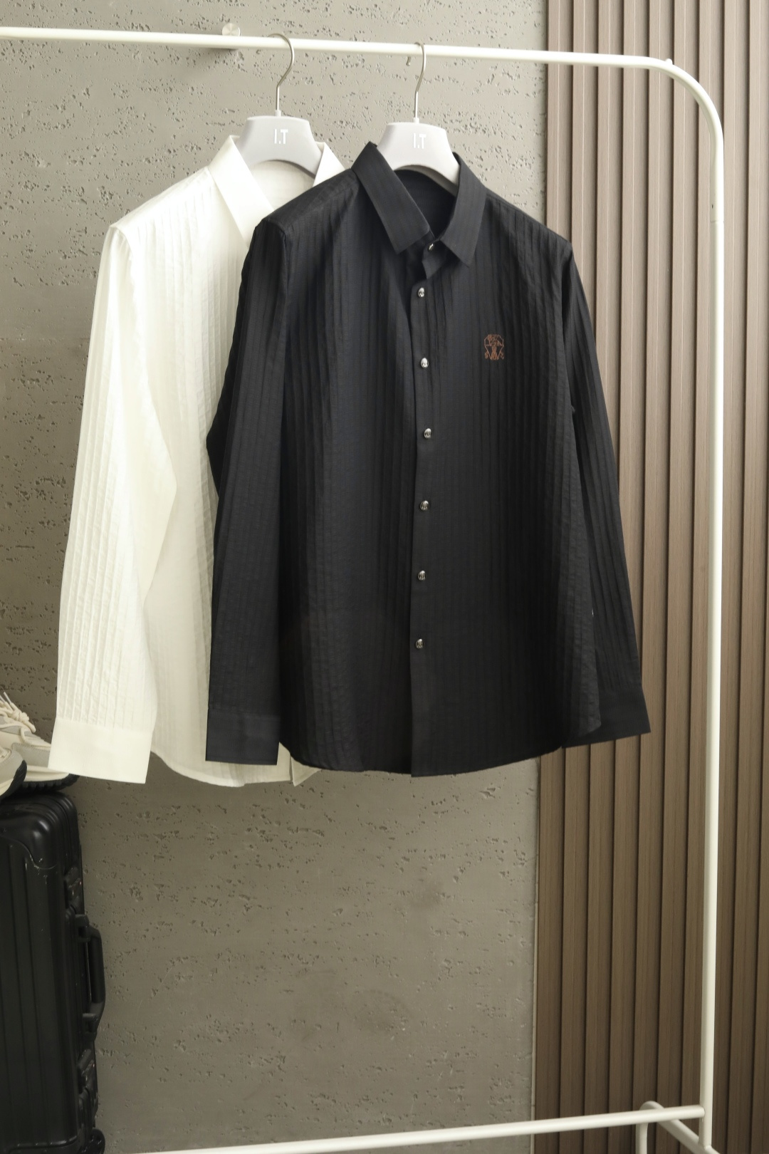 🍃2026春夏新款# 上新｜🍃 BC意大利奢牌 男装长袖衬衣# 让你的衣柜焕发新色彩，超细肌理，穿着柔滑