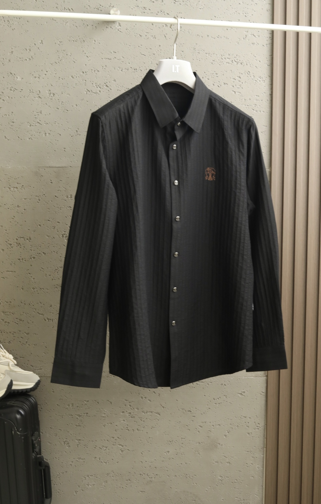 🍃2026春夏新款# 上新｜🍃 BC意大利奢牌 男装长袖衬衣# 让你的衣柜焕发新色彩，超细肌理，穿着柔滑