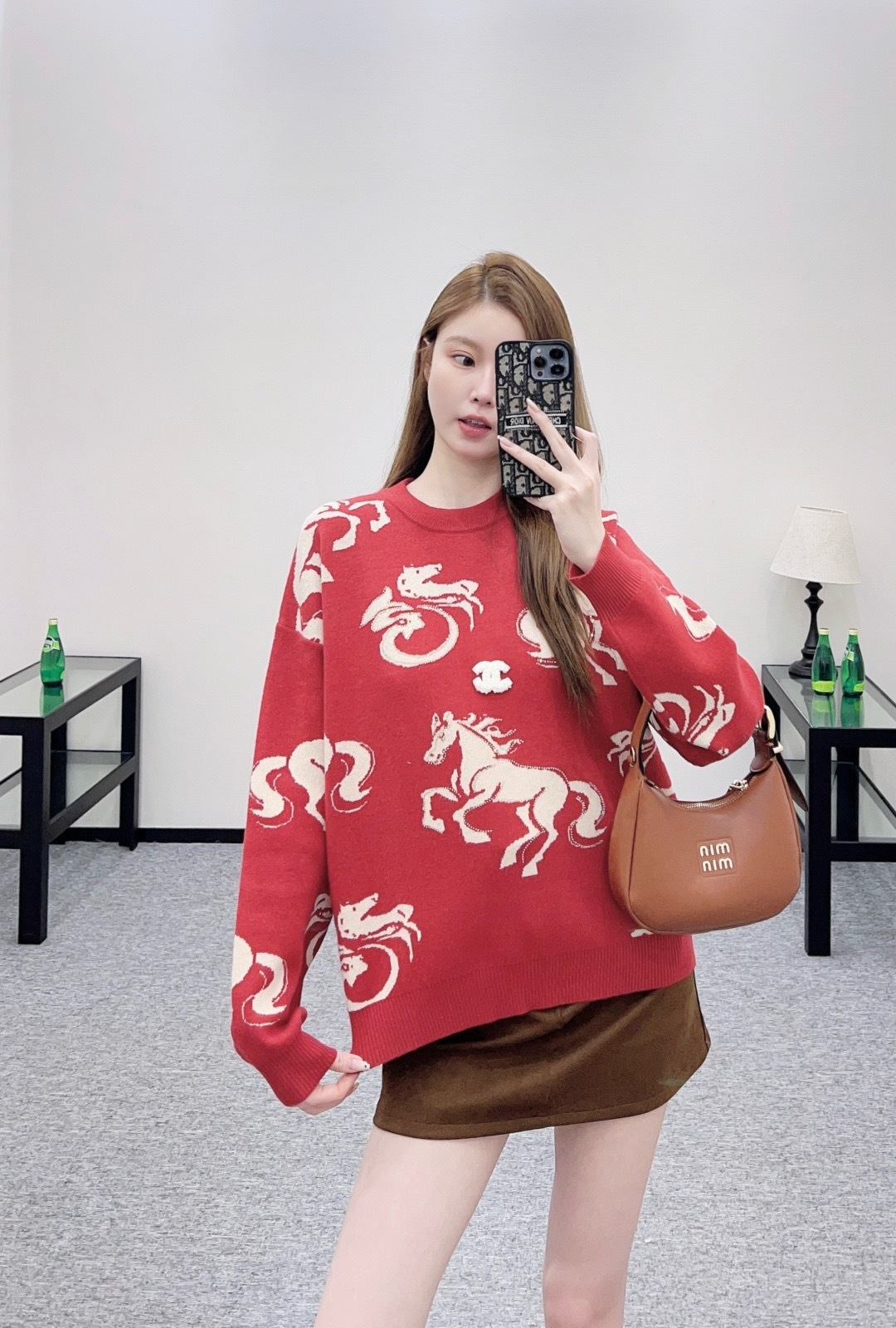 NO:694472,,,19860909,,,Women's clothing