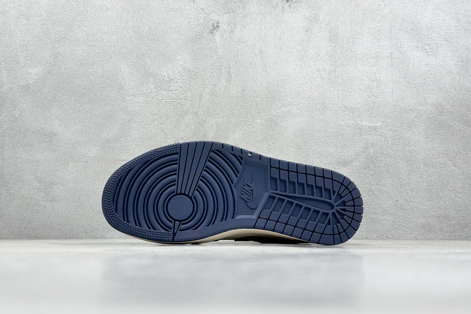 XC版 Air Jordan 1 Low AJ1 乔1 北面联名 灰蓝红勾 高端定制 低帮复古篮球鞋 DM9188-012
