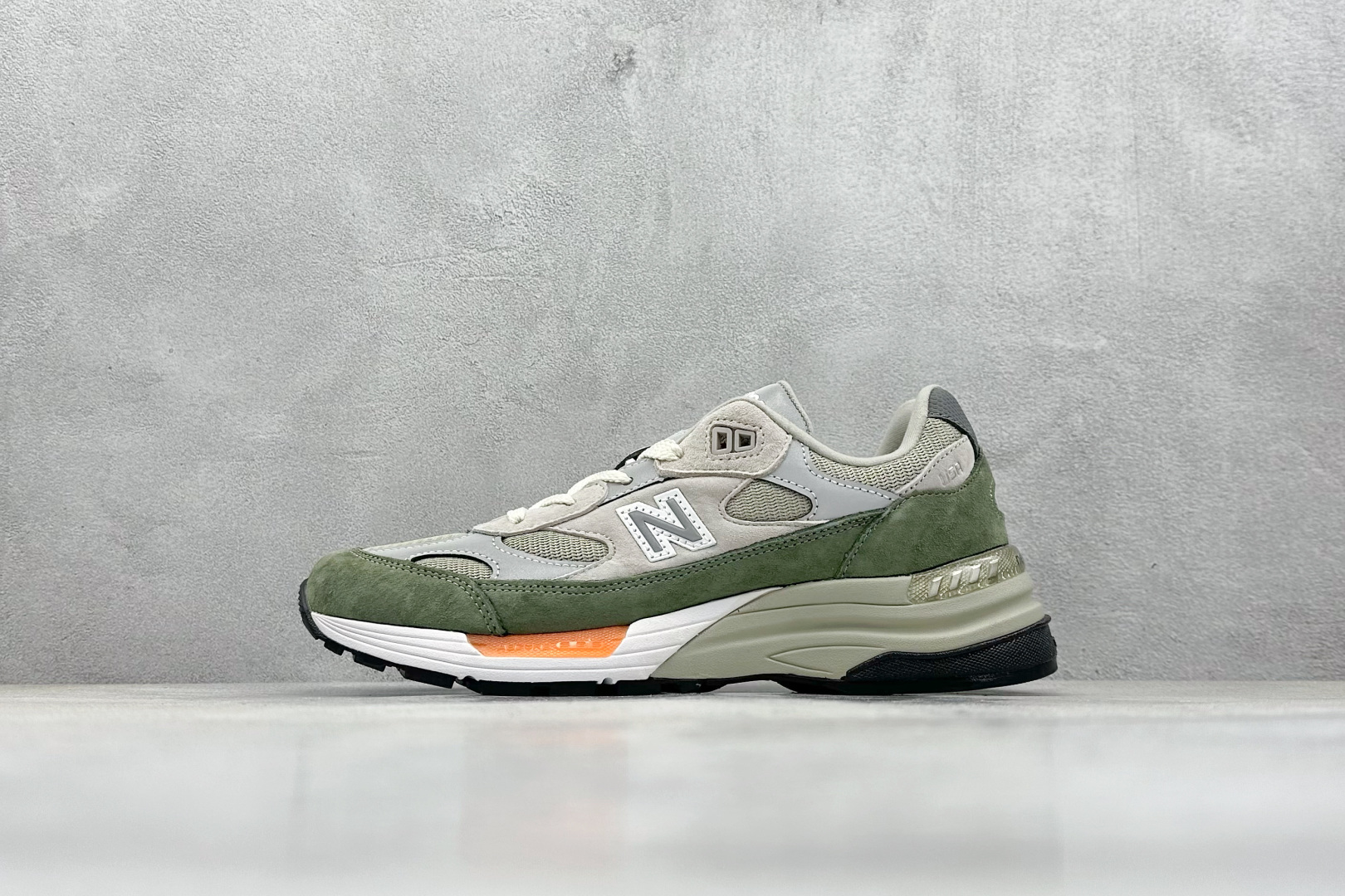 K New Balance NB Made In USA M992系列美产血统经典复古休闲运动百搭老爹跑步鞋  M992WT