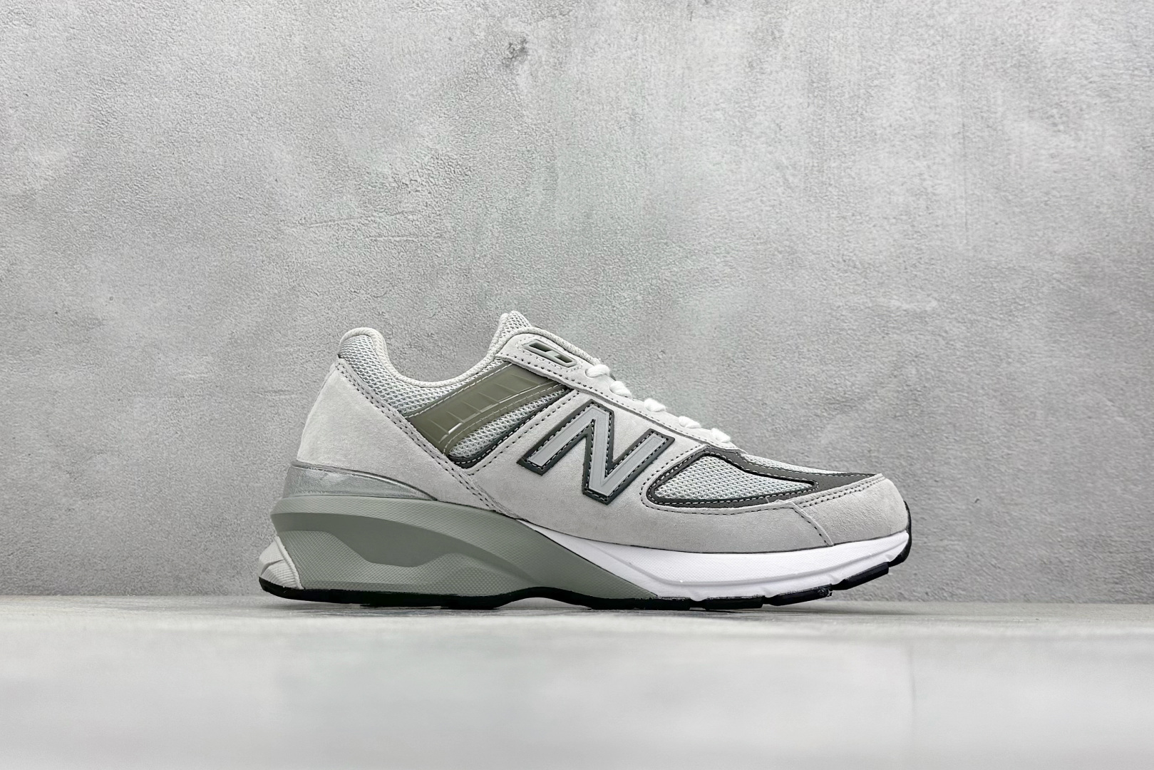 K New Balance NB990 系列 高端美产复古休闲跑步鞋 M990GL5