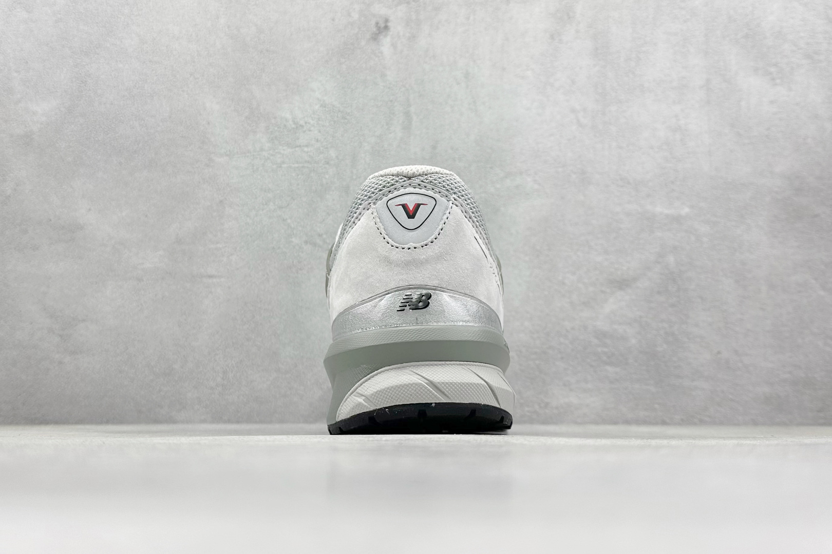 K New Balance NB990 系列 高端美产复古休闲跑步鞋 M990GL5