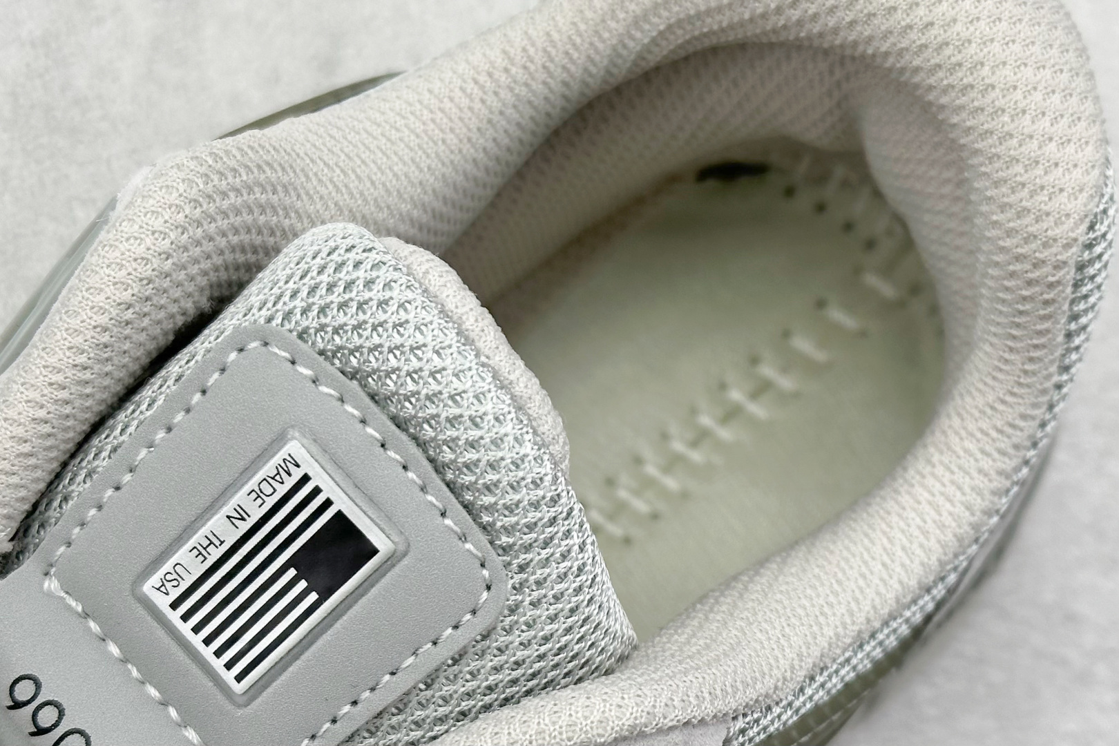 K New Balance NB990 系列 高端美产复古休闲跑步鞋 M990GL5
