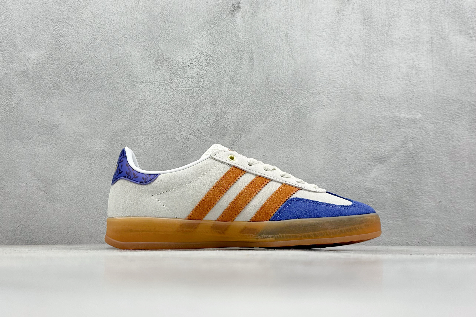 AD Originals Gazelle INdoor END 三叶草休闲防滑耐磨低帮板鞋 JQ0956