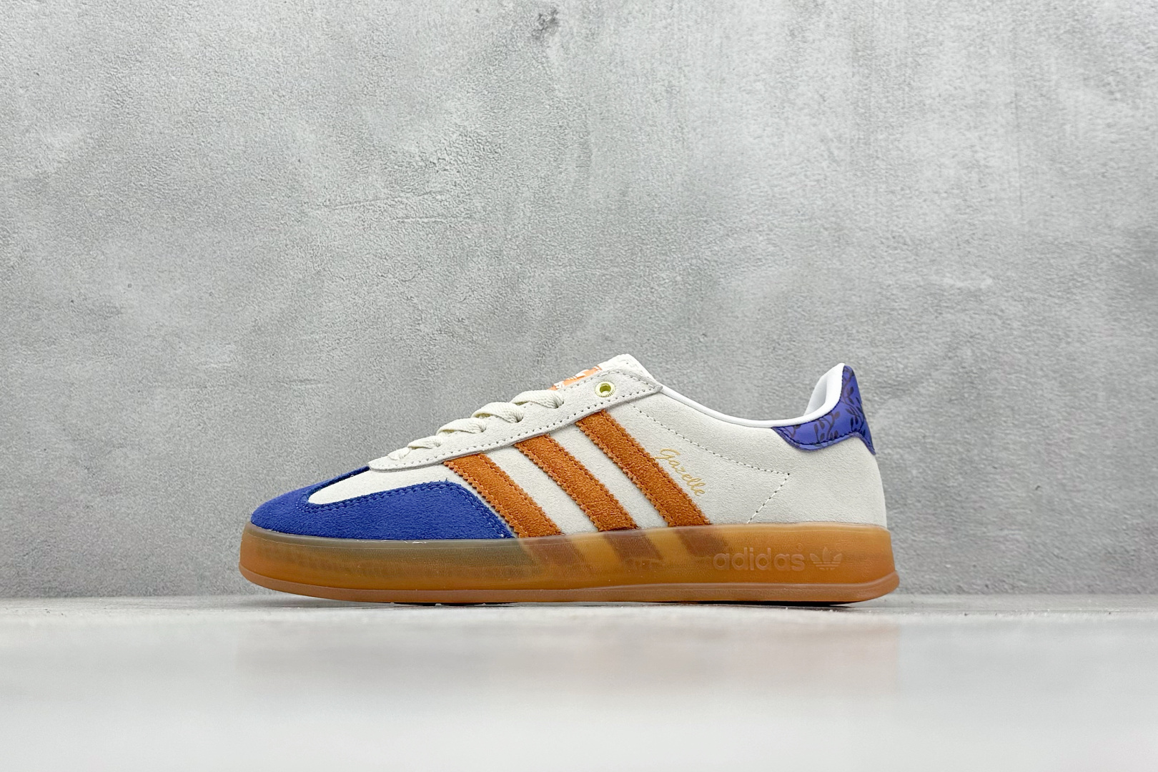 AD Originals Gazelle INdoor END 三叶草休闲防滑耐磨低帮板鞋 JQ0956