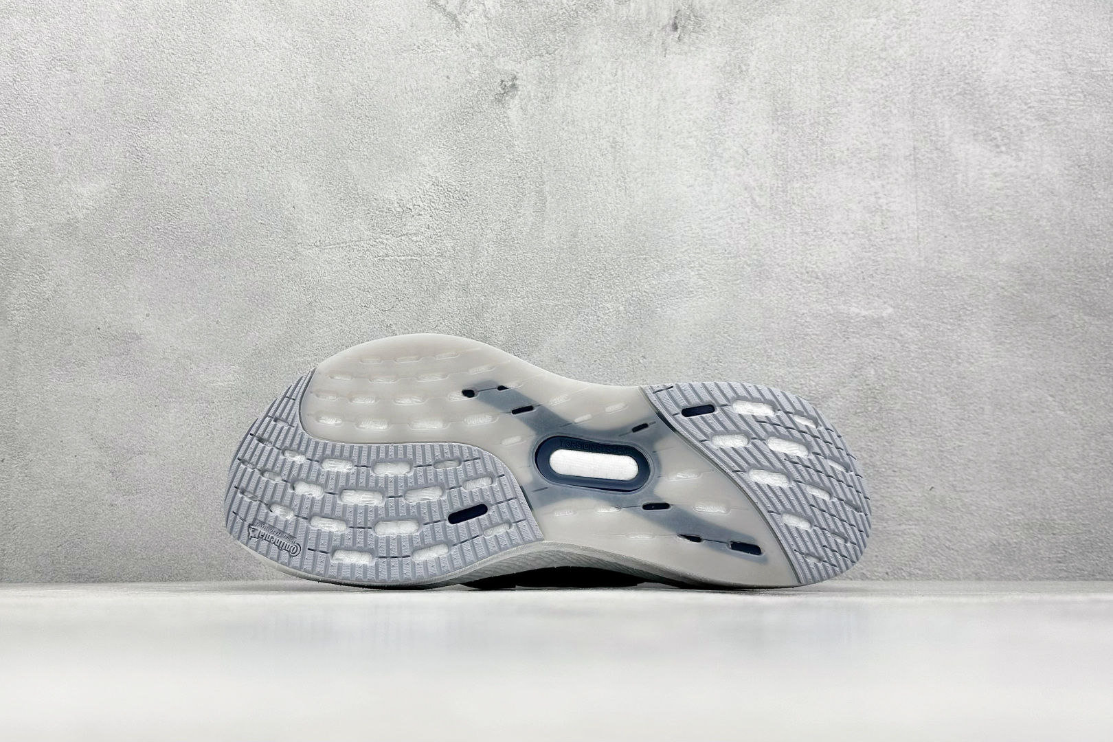  放店私
RS版 AD Ultraboost 5X 阿迪达斯新款休闲爆米花跑步鞋

货号：ID8817
