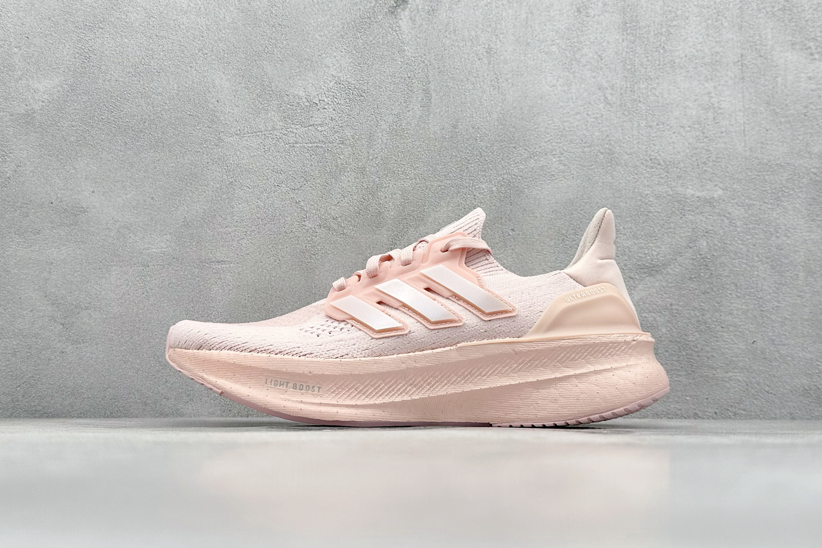  放店私
RS版 AD Ultraboost 5X 阿迪达斯新款休闲爆米花跑步鞋

货号：ID8845
