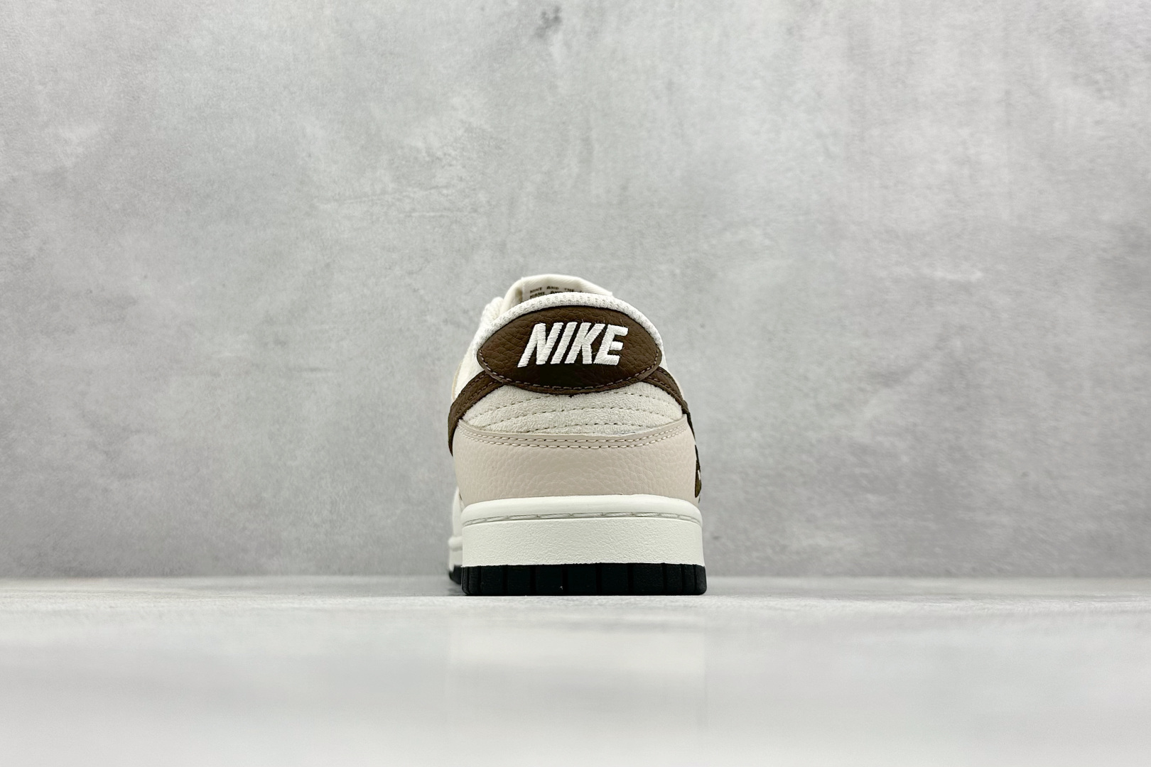 XC版 Nike SB Dunk Low x BURBERRY 米白棕小钩满天星  DJ2024-088