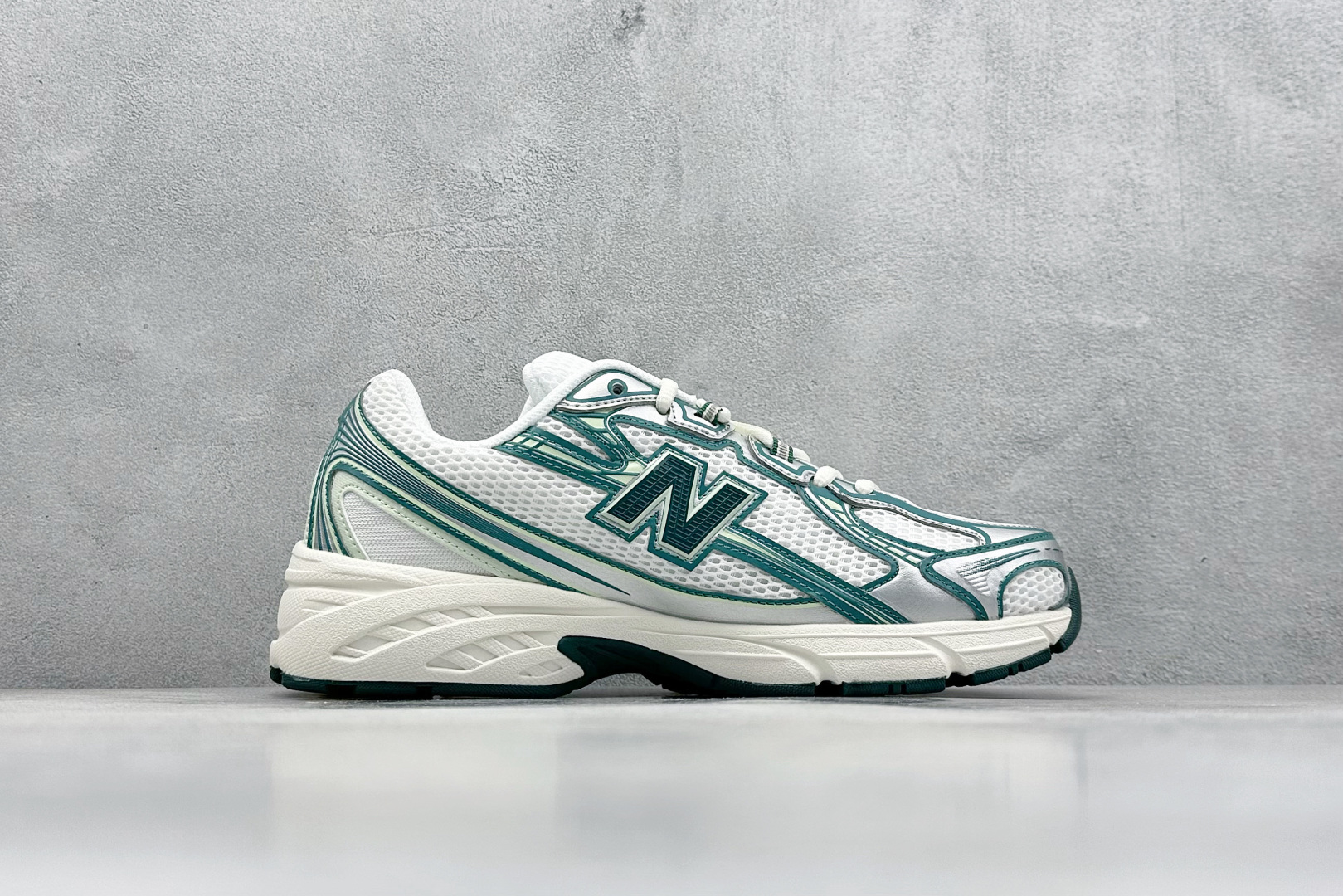 A版 New Balance NB740 轻便复古休闲运动跑步鞋 U740GR2