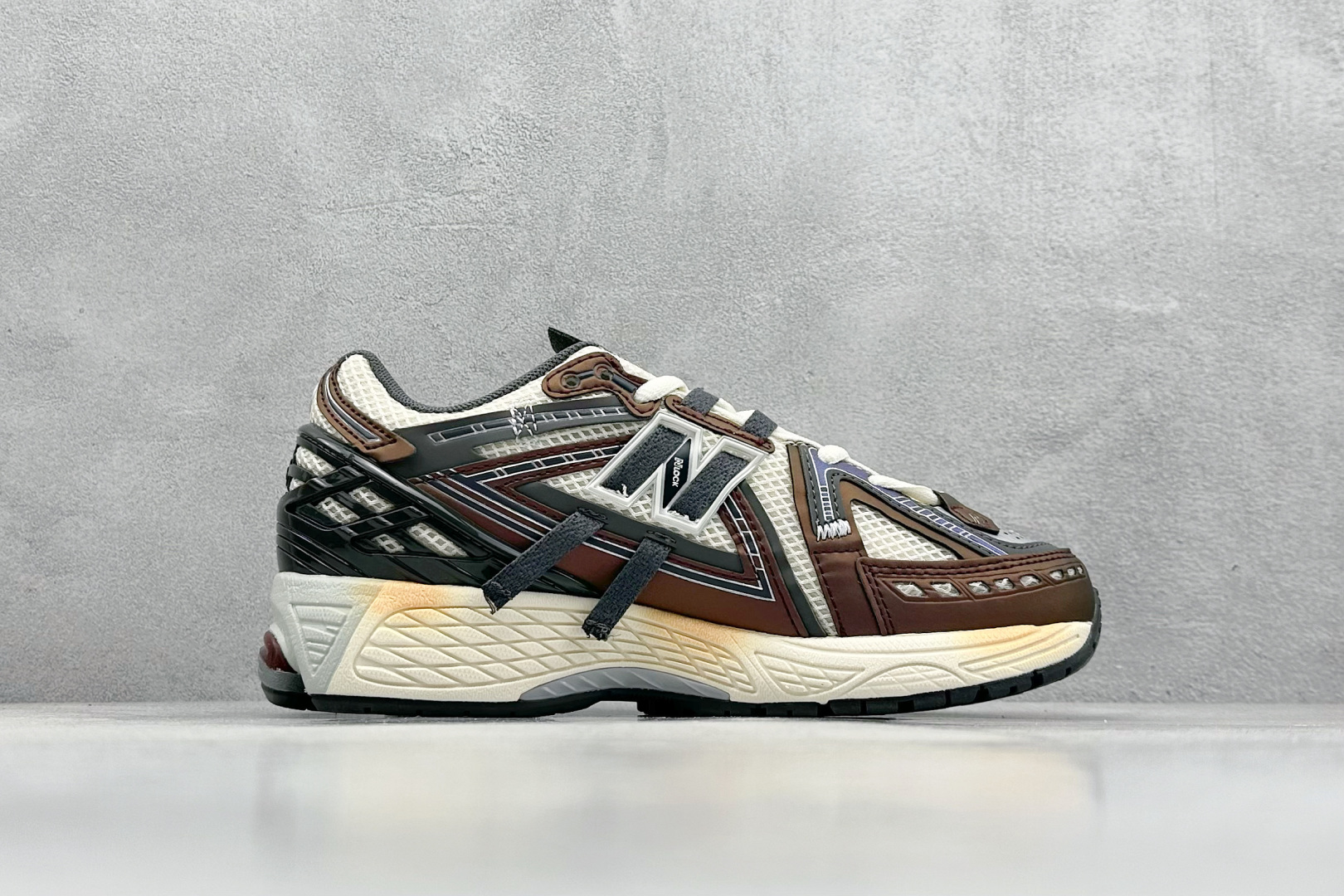 RA版 New Balance M1906系列 复古单品宝藏老爹鞋款  M1906AR