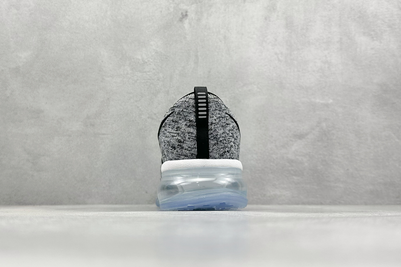 YH福利 终端放店
Nike Air Max Flyknit 2014舒适百搭减震耐磨 低帮休闲跑步鞋