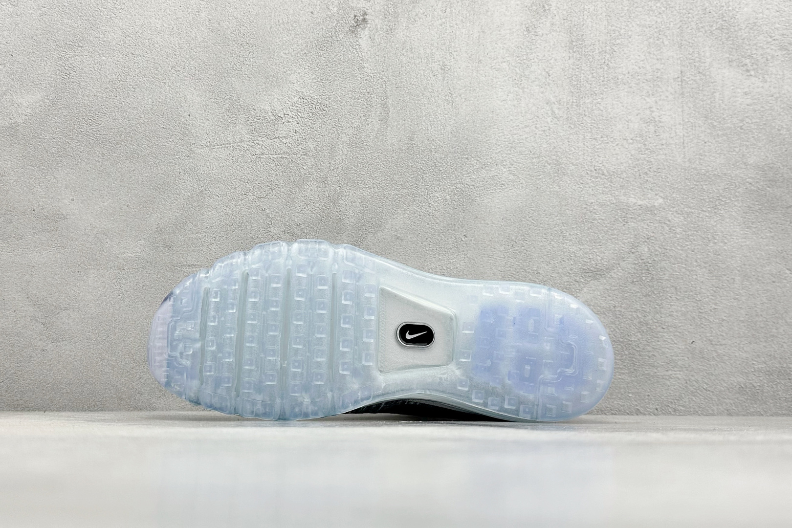 YH福利 终端放店
Nike Air Max Flyknit 2014舒适百搭减震耐磨 低帮休闲跑步鞋