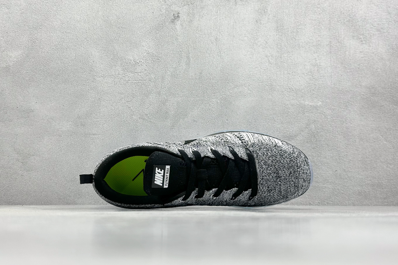 YH福利 终端放店
Nike Air Max Flyknit 2014舒适百搭减震耐磨 低帮休闲跑步鞋