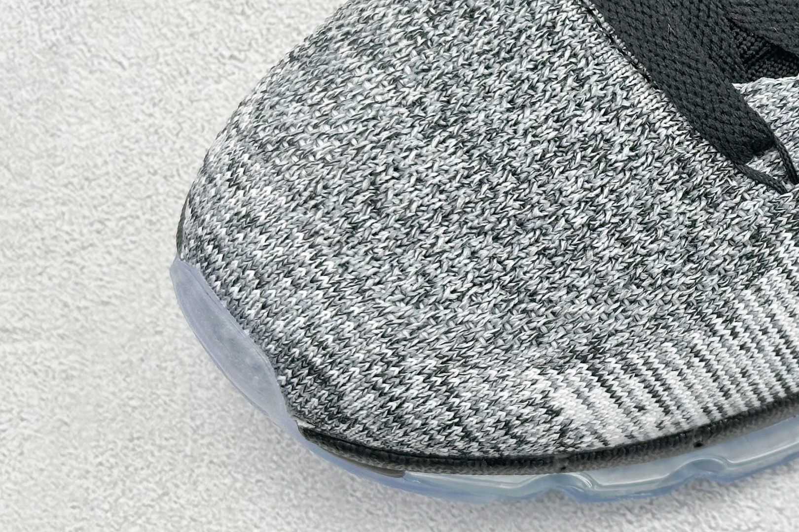 YH福利 终端放店
Nike Air Max Flyknit 2014舒适百搭减震耐磨 低帮休闲跑步鞋