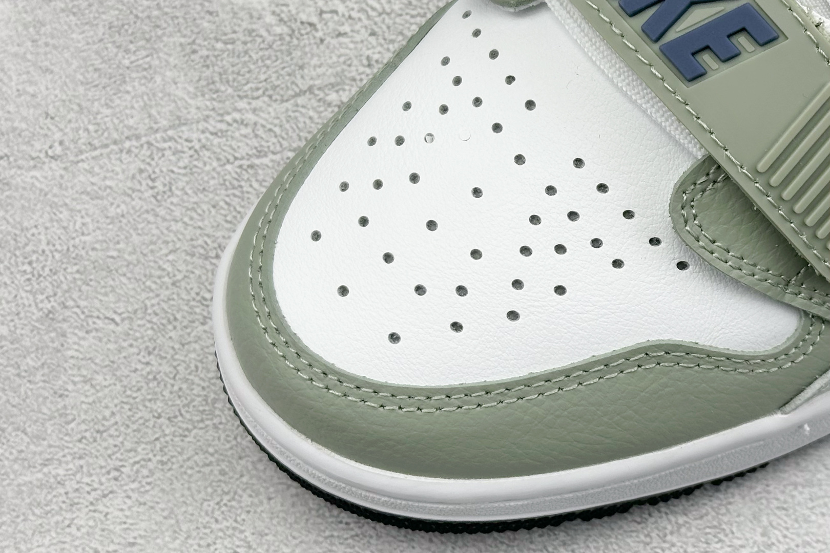 最强312 Air Jordan Legacy 312 Low 有着交错结合的设计 HV5970-101