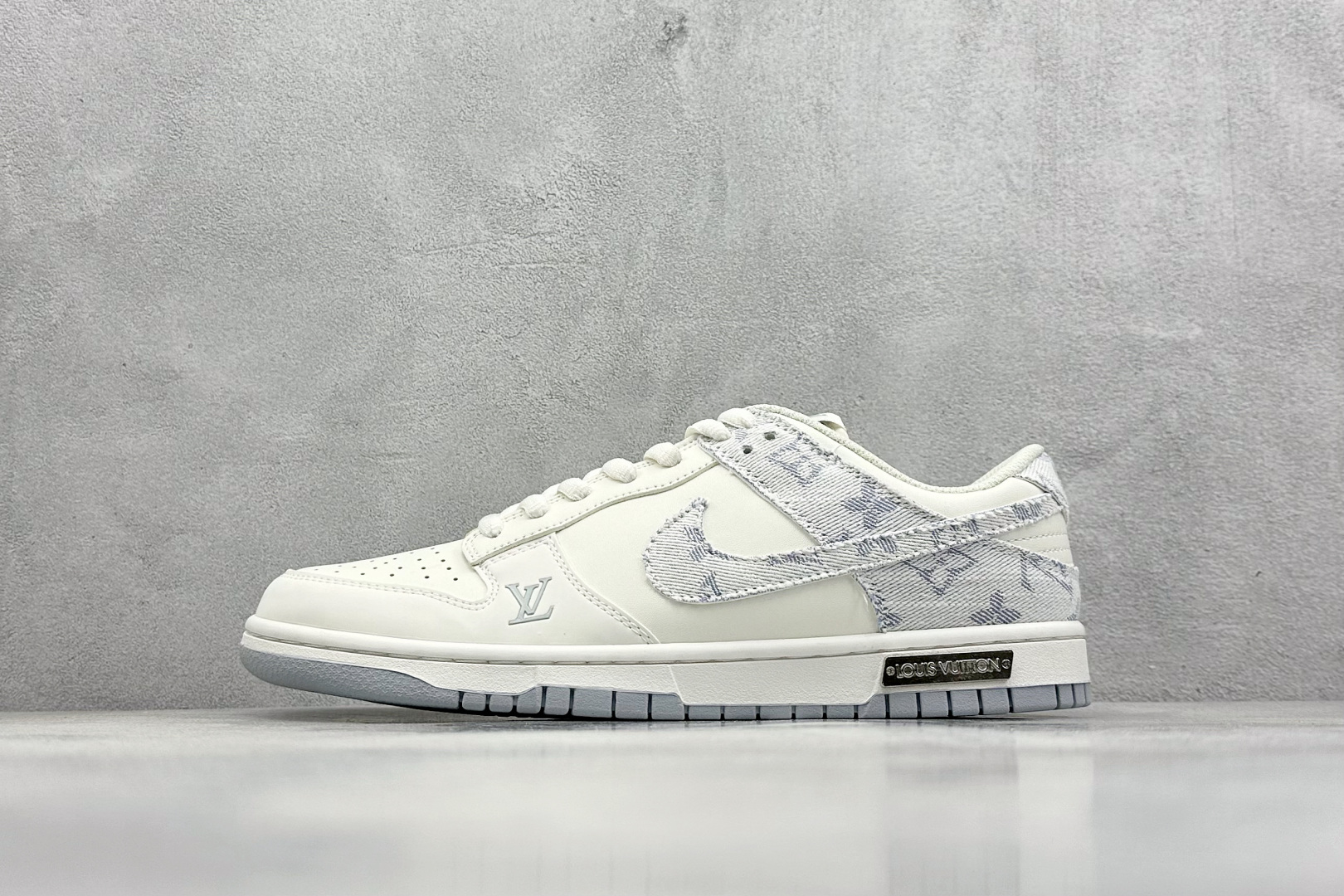 XC版 Nk SB Dunk Low LV联名-紫色牛仔米白紫勾 低帮休闲板鞋   DJ2024-010