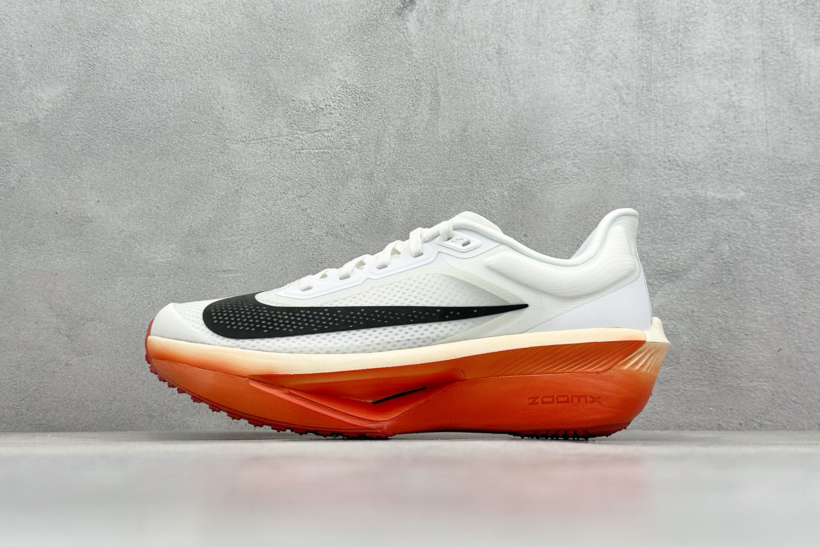 Nk Zoom Fly 6 Ek 耐克超弹轻盈跑步鞋   HJ7038-100