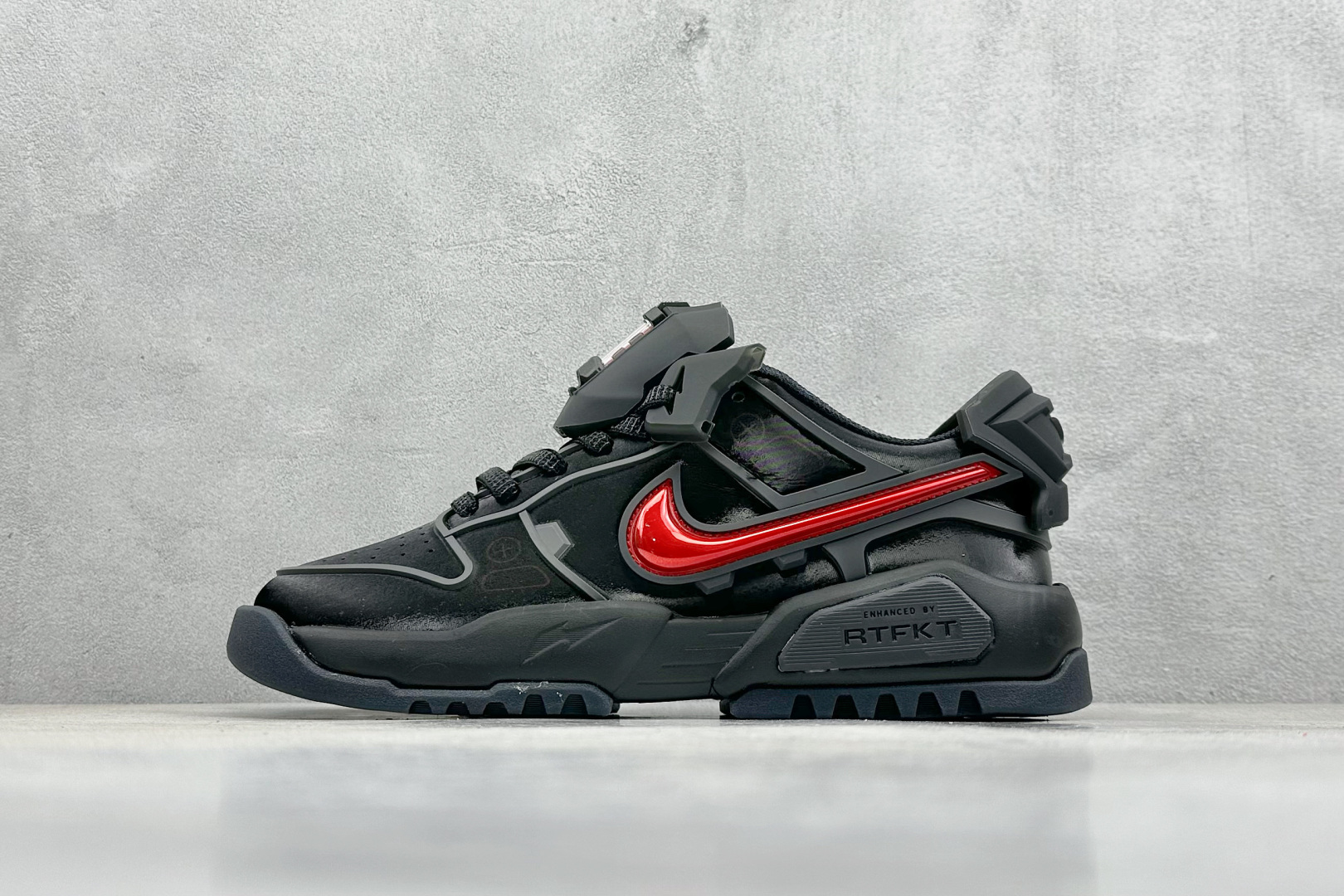 纯原 RTFKT x Nike Dunk 黑红色出货  HQ0899-001