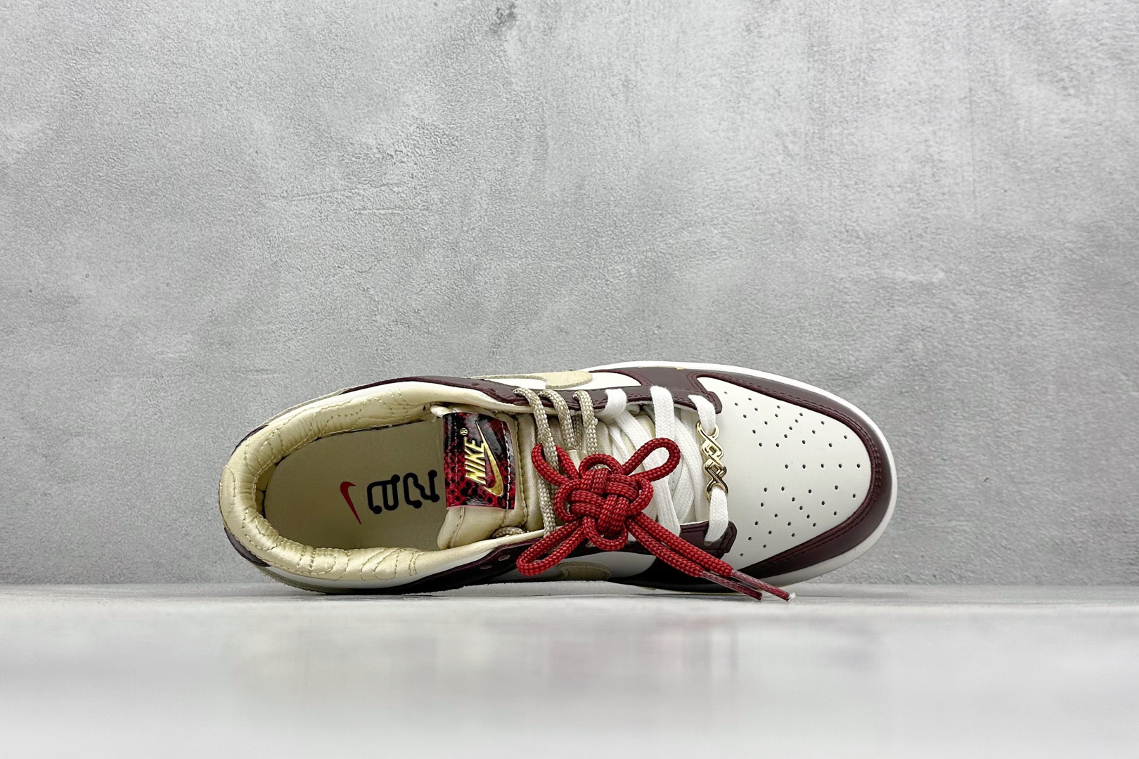 Nk Dunk Low ”Year of the Snake” 蛇年限定 低帮休闲板鞋  HV5991-171