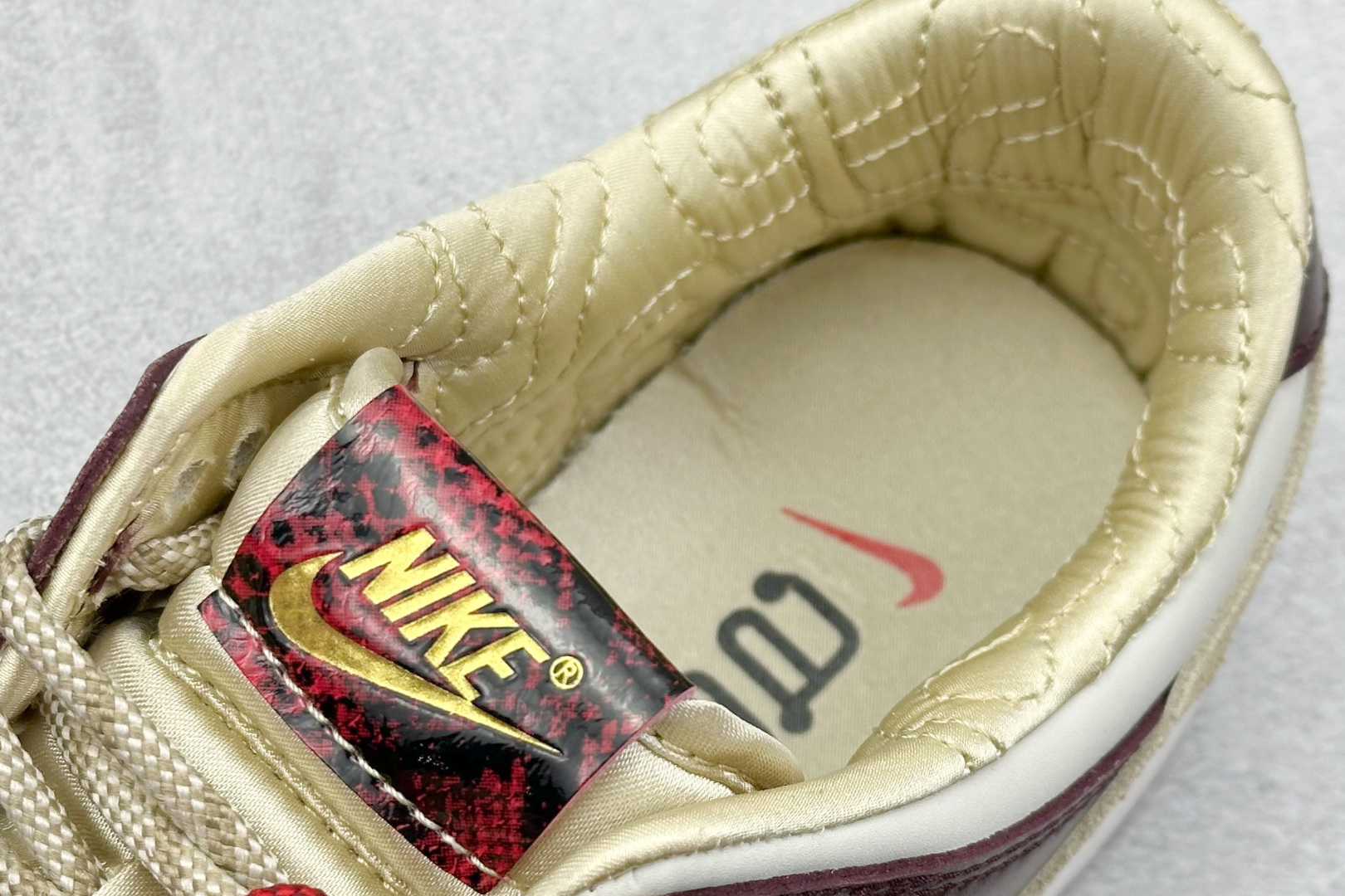 Nk Dunk Low ”Year of the Snake” 蛇年限定 低帮休闲板鞋  HV5991-171