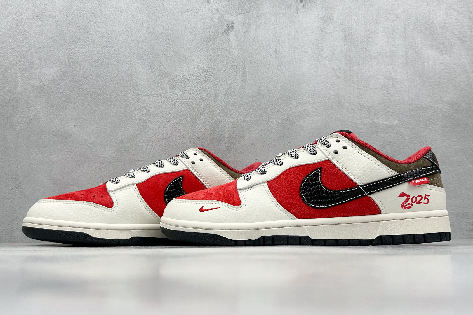XL版 NK Dunk Low Retro 蛇年定制低帮休闲运动板鞋 XF8698-041