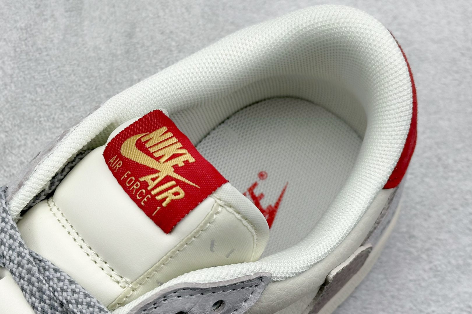 XL版 Travis Scott x Nike Air Jordan 1 Low x The North Face Air Jordan 1 Low 反转白灰小钩满天星倒钩  HD2258-623