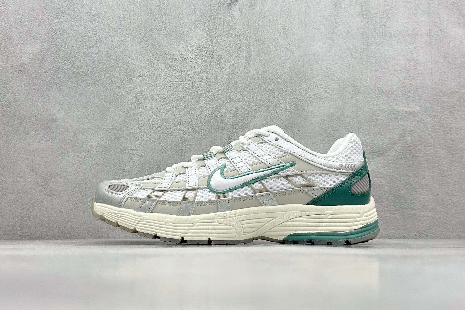 NO:230562,[Spot] Store Private BF Version Nk P- Retro Casual Sports Daddy Shoes #Straight-layered line design Get rid of heavy appearance Ultra-light shoe body Comparison of details Product number HF-072 Size 36-45 Code 28, Casual shoes/sports shoes, sneakers19860909【現貨】 放店私 BF版 Nk P- 复古休闲运动老爹鞋 #层次鲜明线条设计 摆脱厚重外形 超轻鞋身 细节随意对比 货号HF-072 尺码36-45 编码28,休闲鞋/运动鞋,sneakers,Women's Shoes