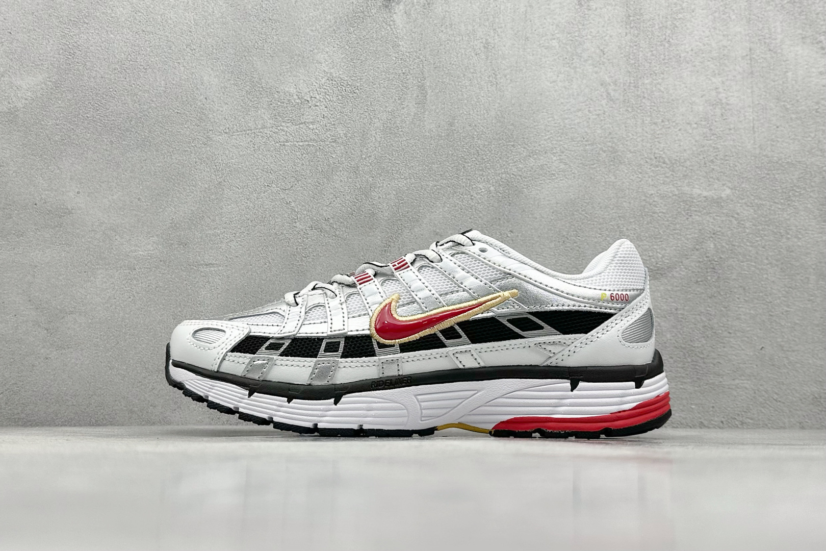 NO:230588,[Spot] Store Private BF Version Nk P- Retro Casual Sports Daddy Shoes #Straight-layered line design Get rid of heavy appearance Ultra-light shoe body Comparison of details Product number BV1021-101 Size 36-45 Code 28, Casual shoes/sports shoes, bottega veneta, sneakers19860909【現貨】 放店私 BF版 Nk P- 复古休闲运动老爹鞋 #层次鲜明线条设计 摆脱厚重外形 超轻鞋身 细节随意对比 货号BV1021-101 尺码36-45 编码28,休闲鞋/运动鞋,bottega veneta,sneakers,Women's Shoes