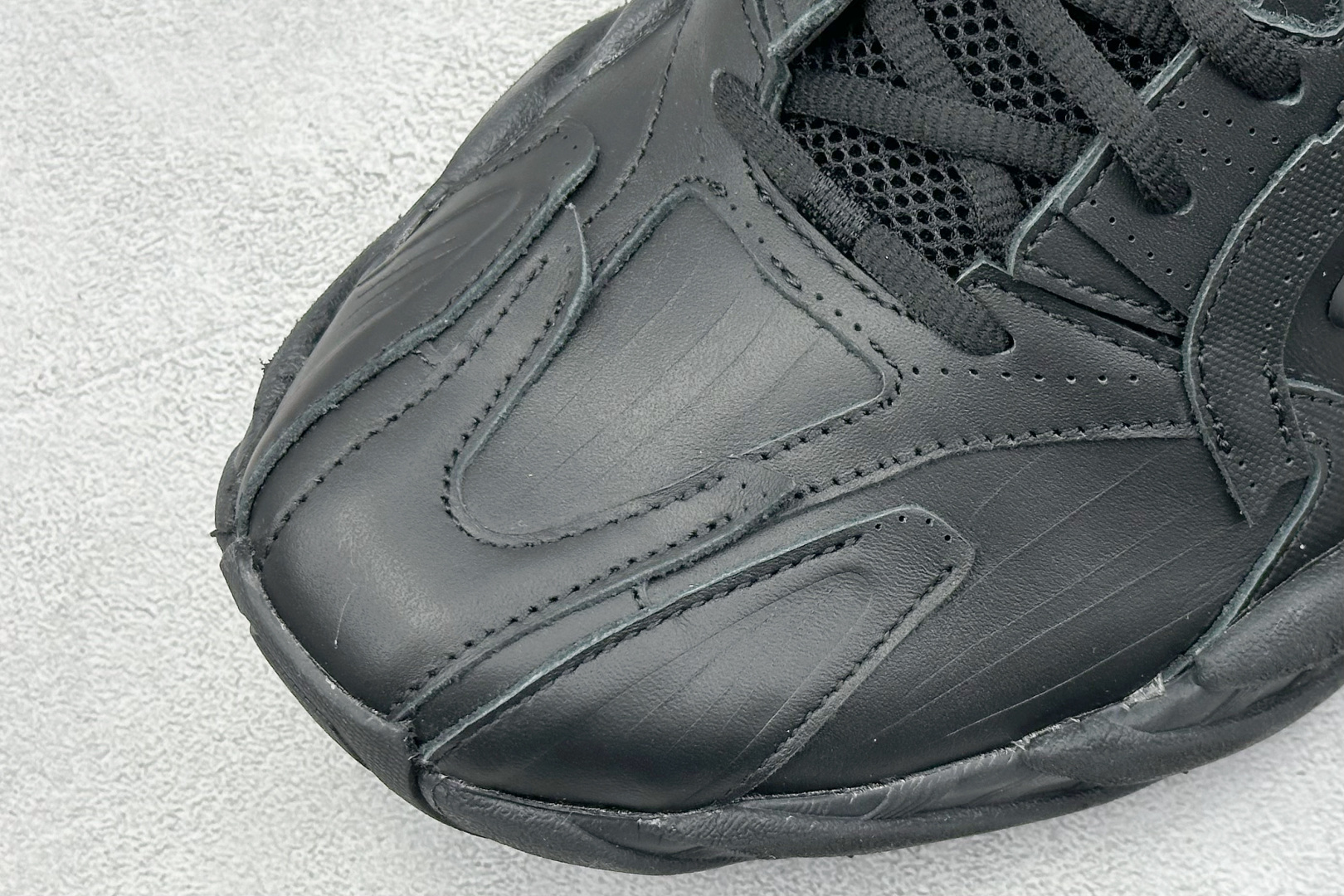 OK版 巴黎16代 Balenciaga 巴黎世家 825418-WDTSC-1000