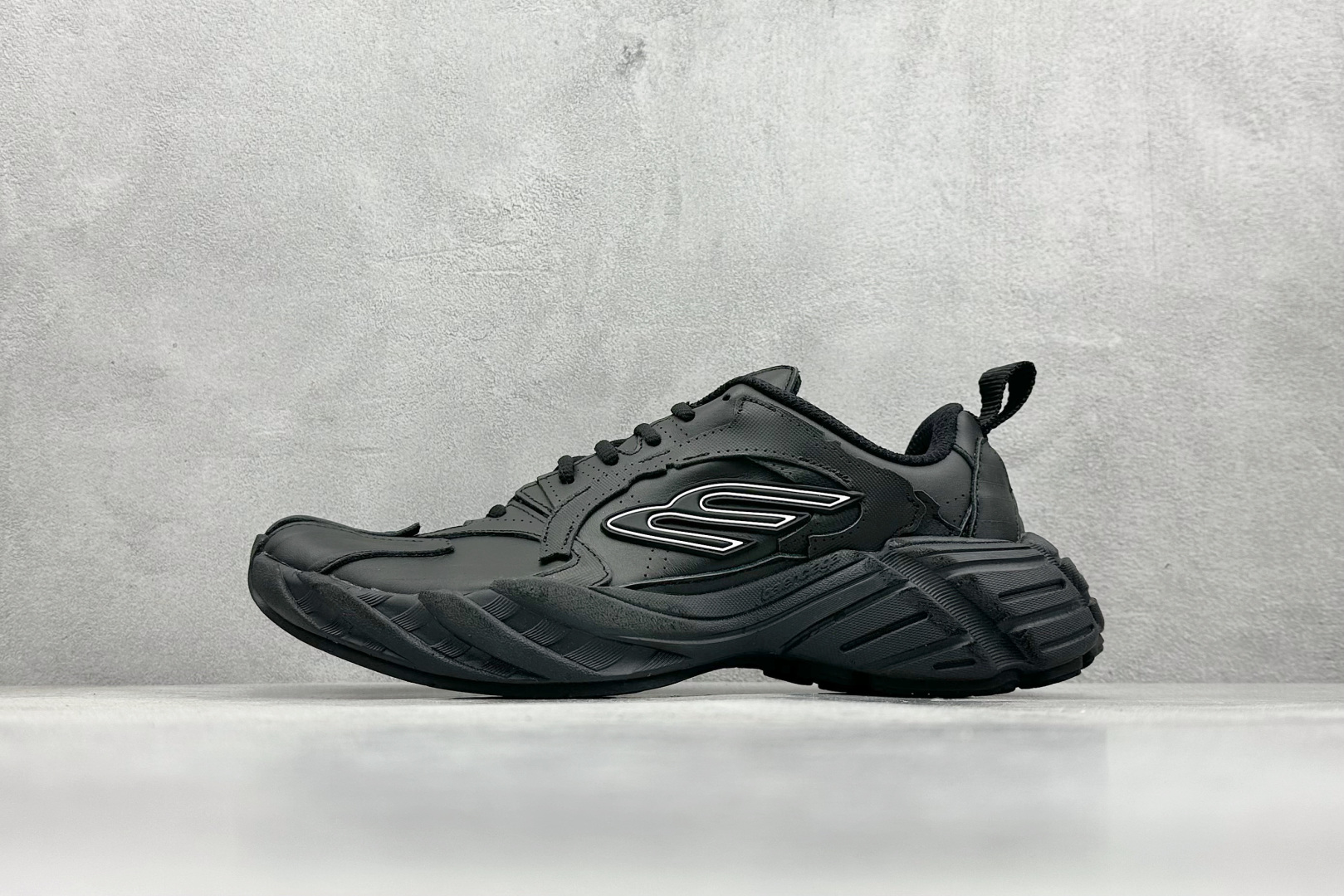 OK版 巴黎16代 Balenciaga 巴黎世家 825418-WDTSC-1000