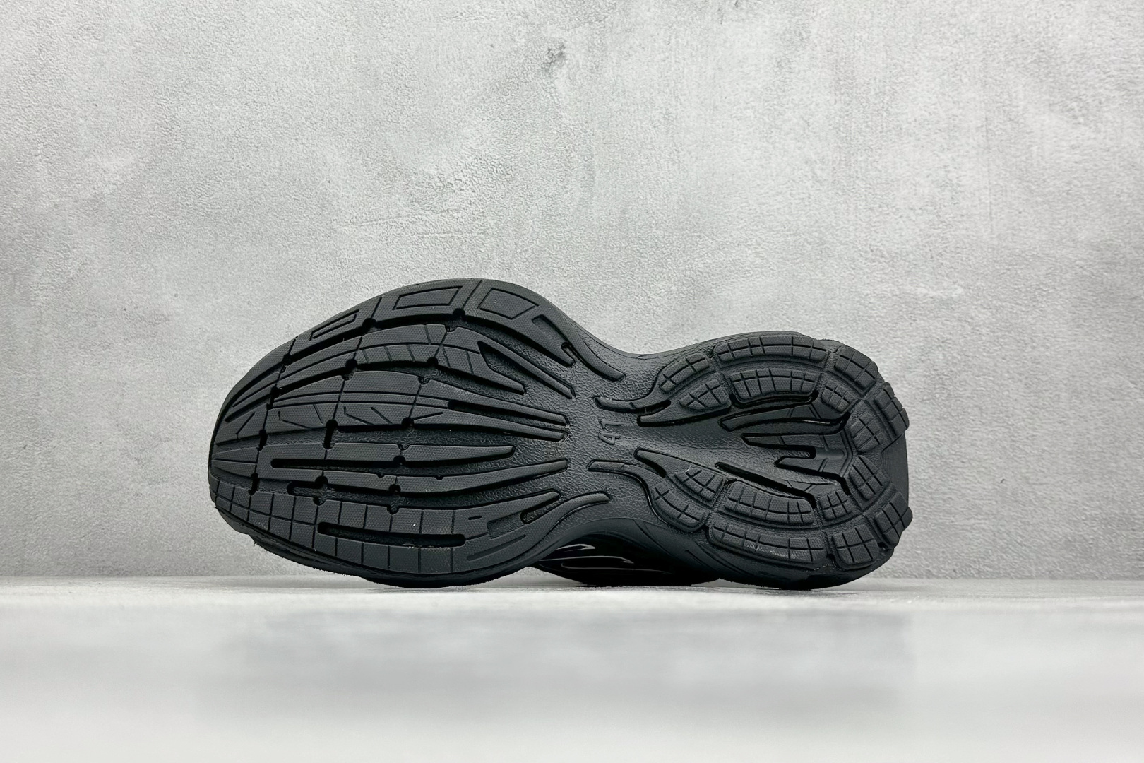 OK版 巴黎16代 Balenciaga 巴黎世家 825418-WDTSC-1000