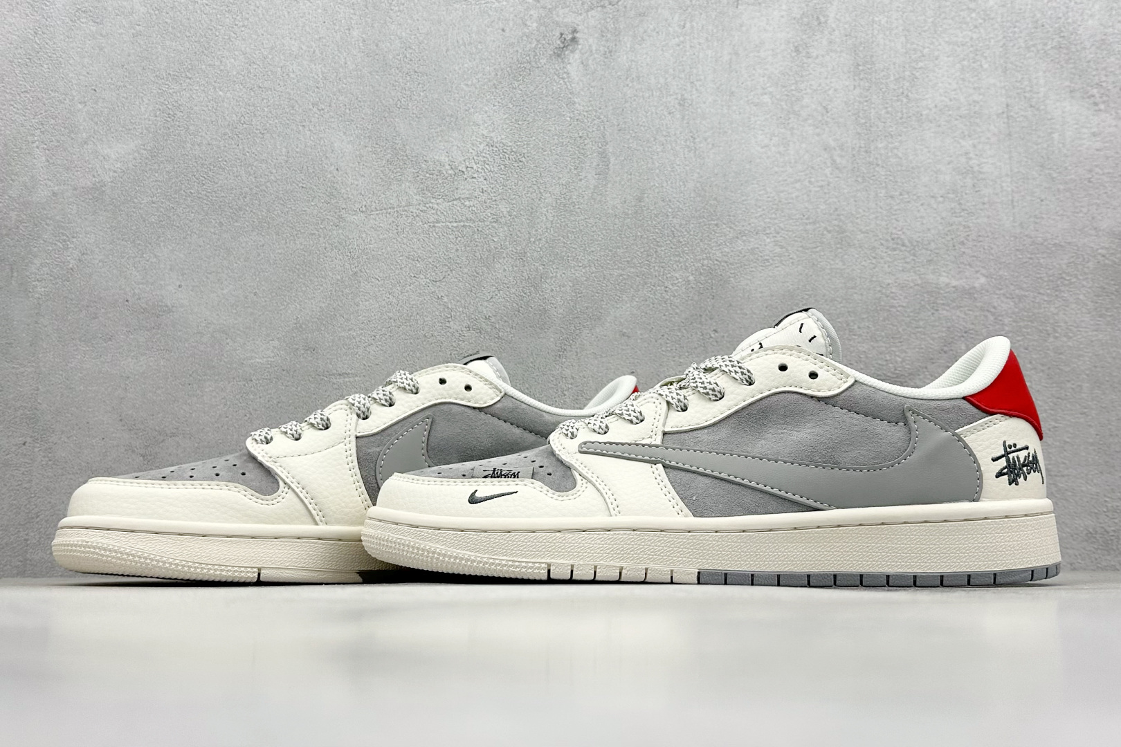 Fragment x Travis Scott x 斯图西 Air Jordan 1 Low 三方联名倒钩  SJ2068-130