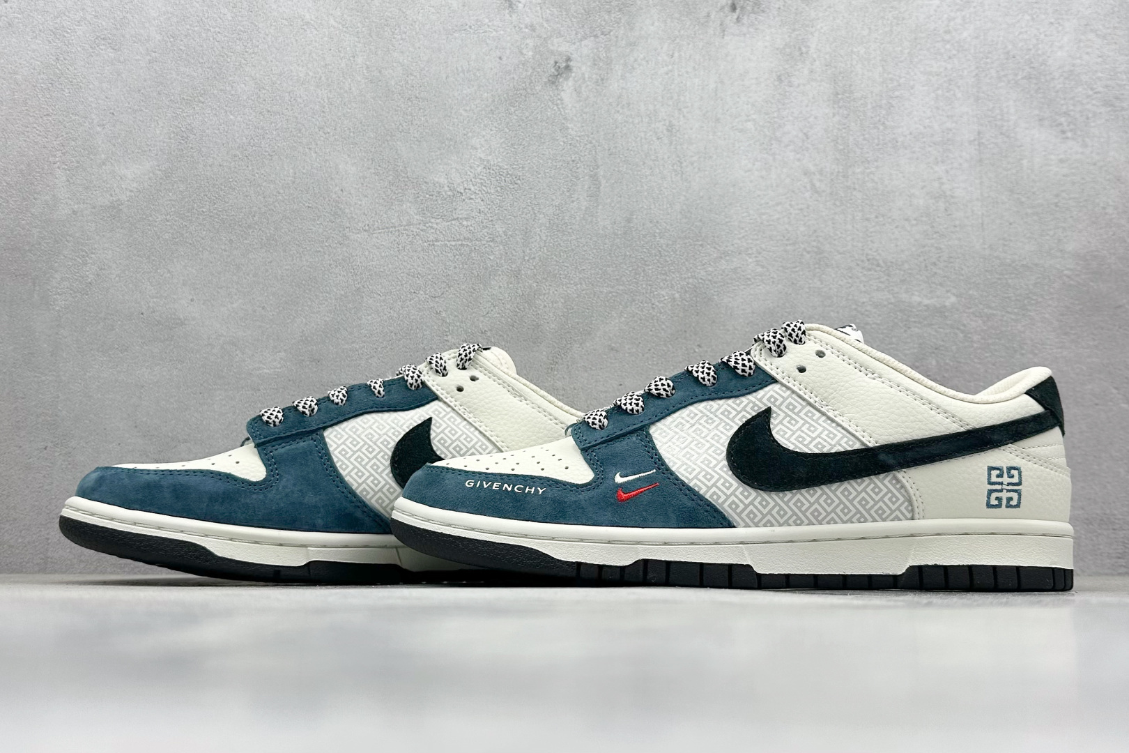 XC版 Nike SB Dunk Low“纪梵希联名——老花黑勾” 周年高端定制 低帮休闲板鞋  DJ2024-123