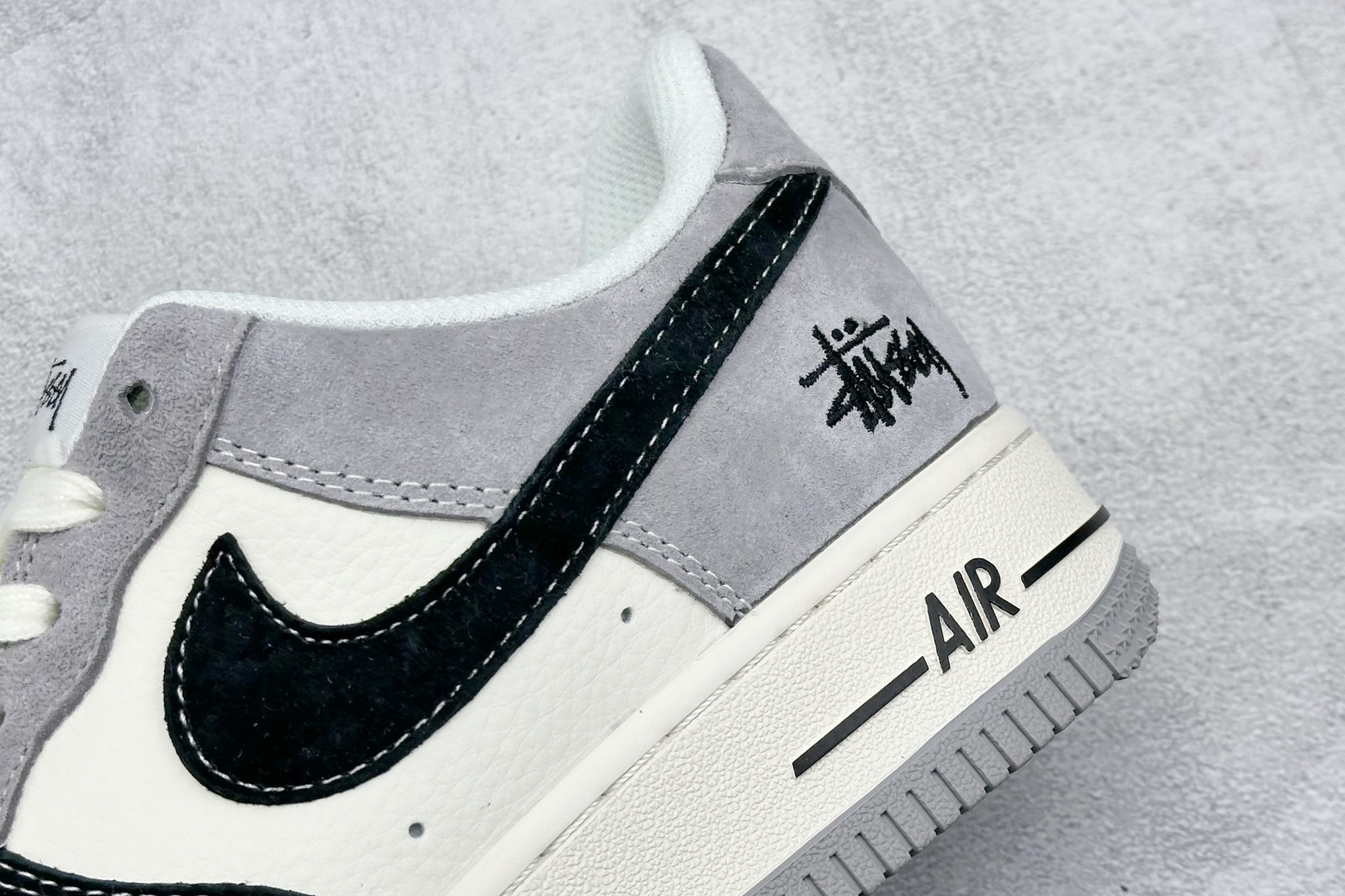 XC版 Nk Air Force 1'07 Low 斯图西联名 黑灰猪八拼接 空军一号 低帮休闲板鞋 XZ6188-363