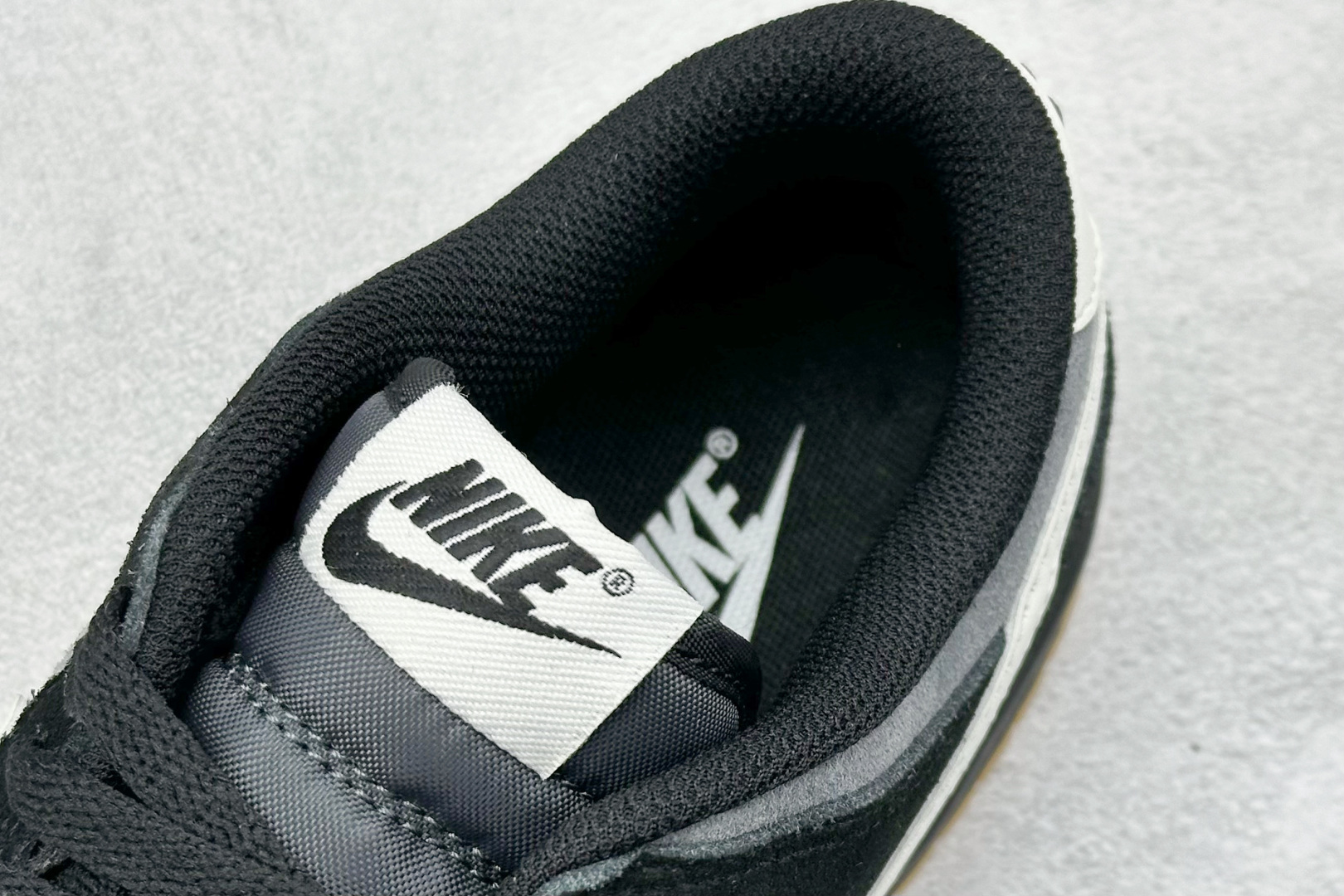 YH版 NIKE SB Dunk Low 黑灰生胶 HQ1931-001