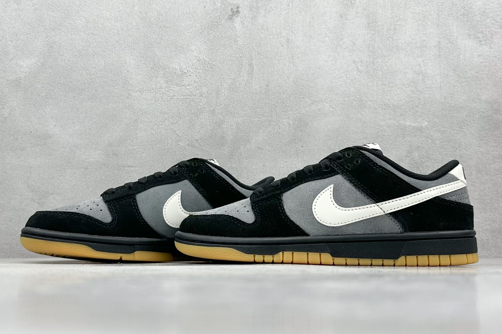 YH版 NIKE SB Dunk Low 黑灰生胶 HQ1931-001