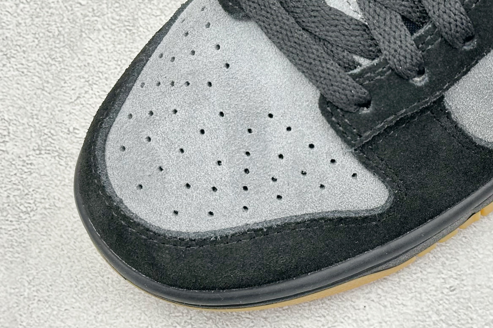 YH版 NIKE SB Dunk Low 黑灰生胶 HQ1931-001