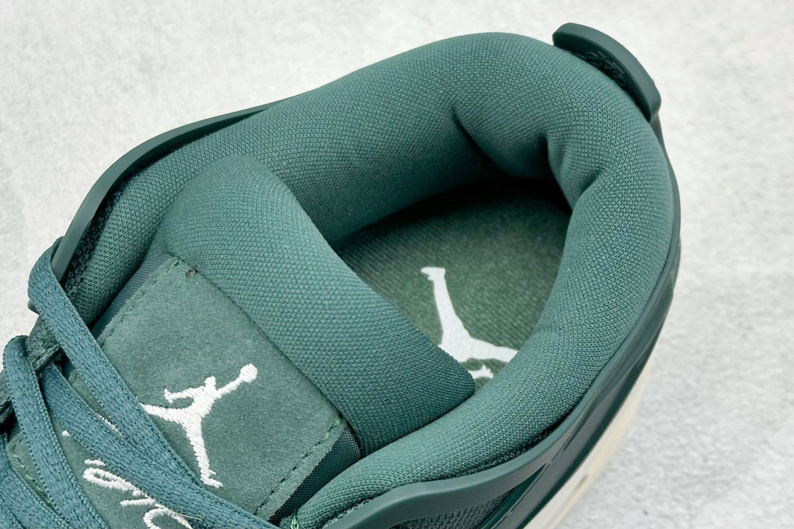230 小绿X Air Jordan AJ4 RM 重制版低帮复古篮球鞋 FQ7940-300